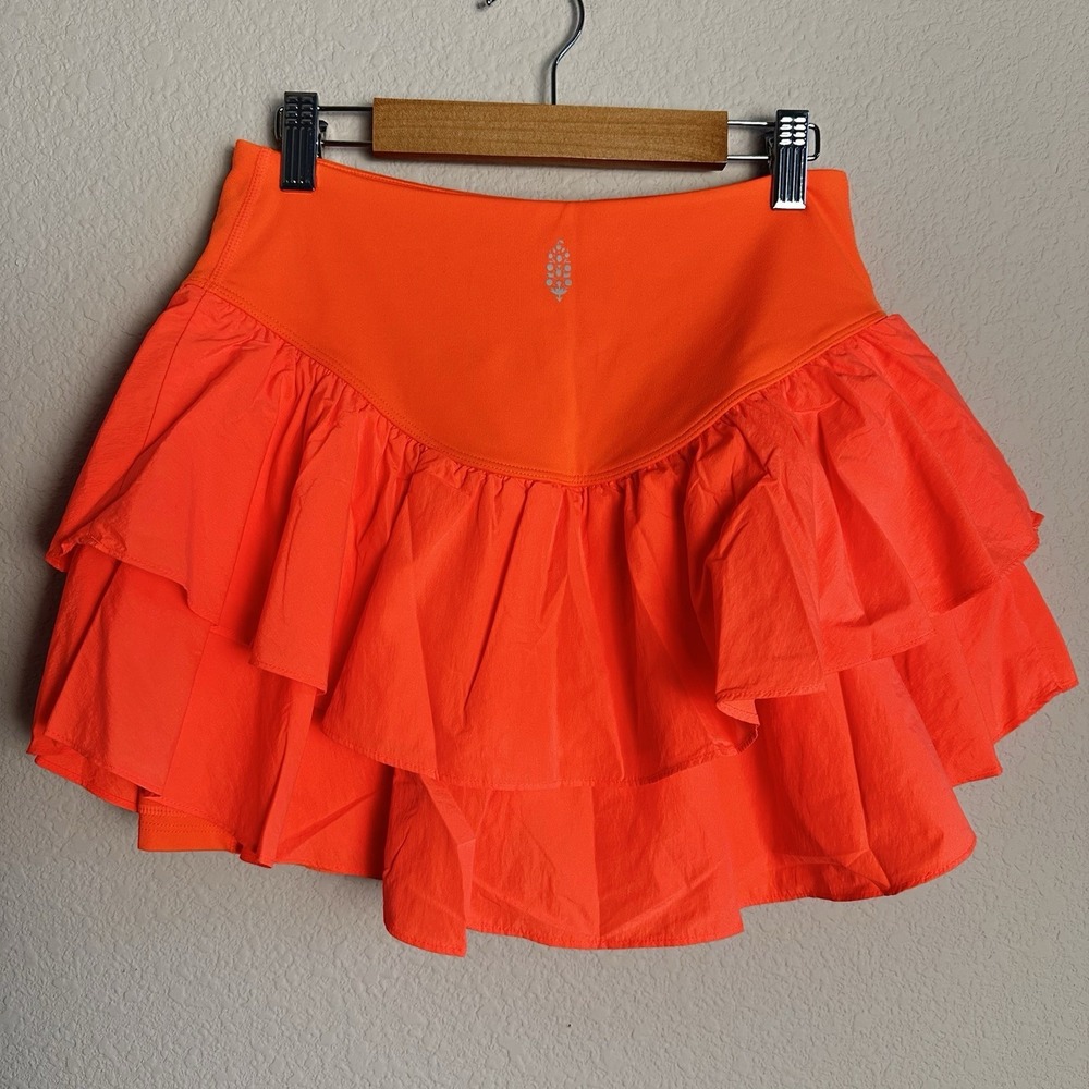 NEW Free People Movement Field Day Skort Skirt Ruffle Bright Coral  Size Small - Picture 2 of 9